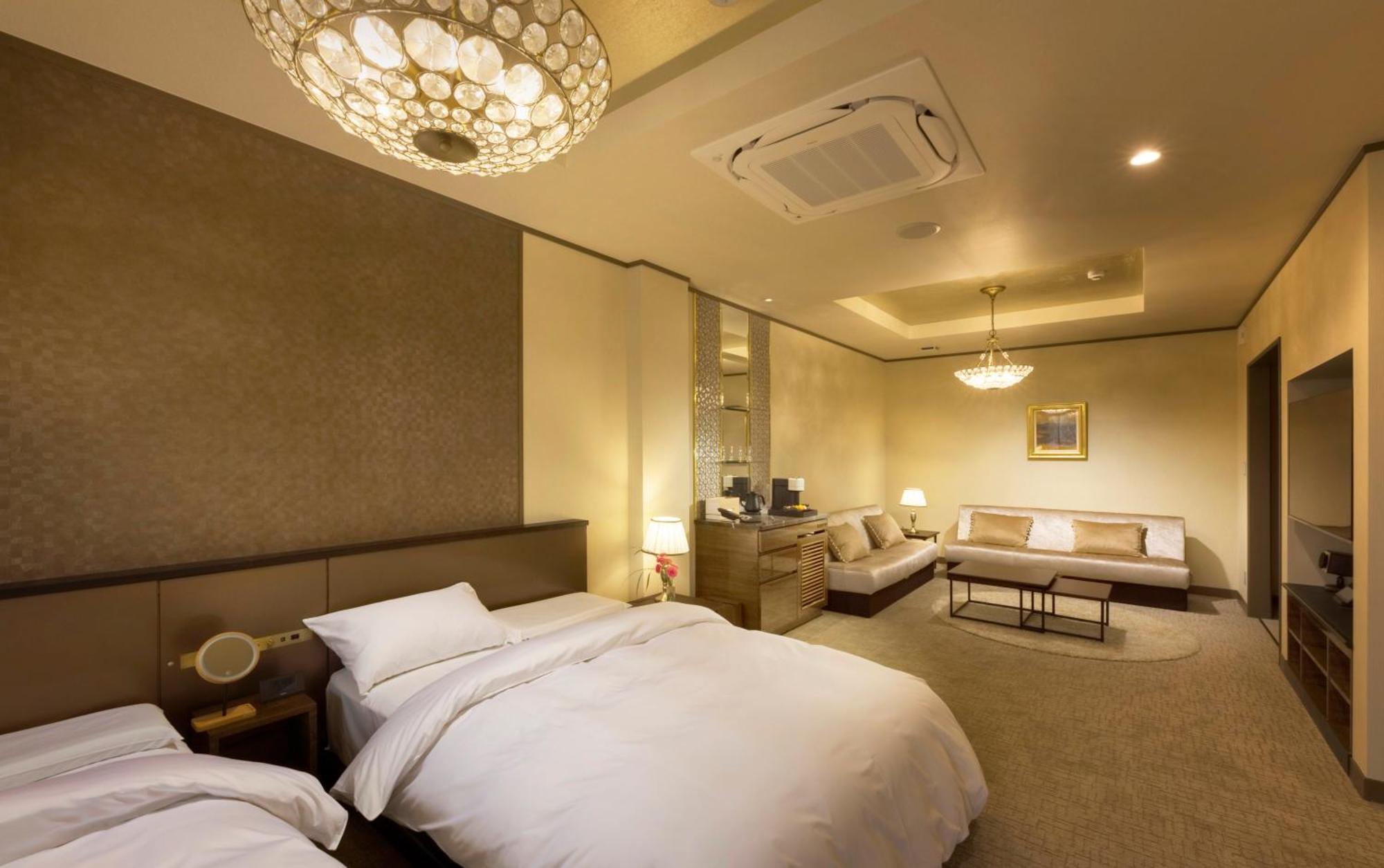 Katakura Silk Hotel Suwa  Buitenkant foto